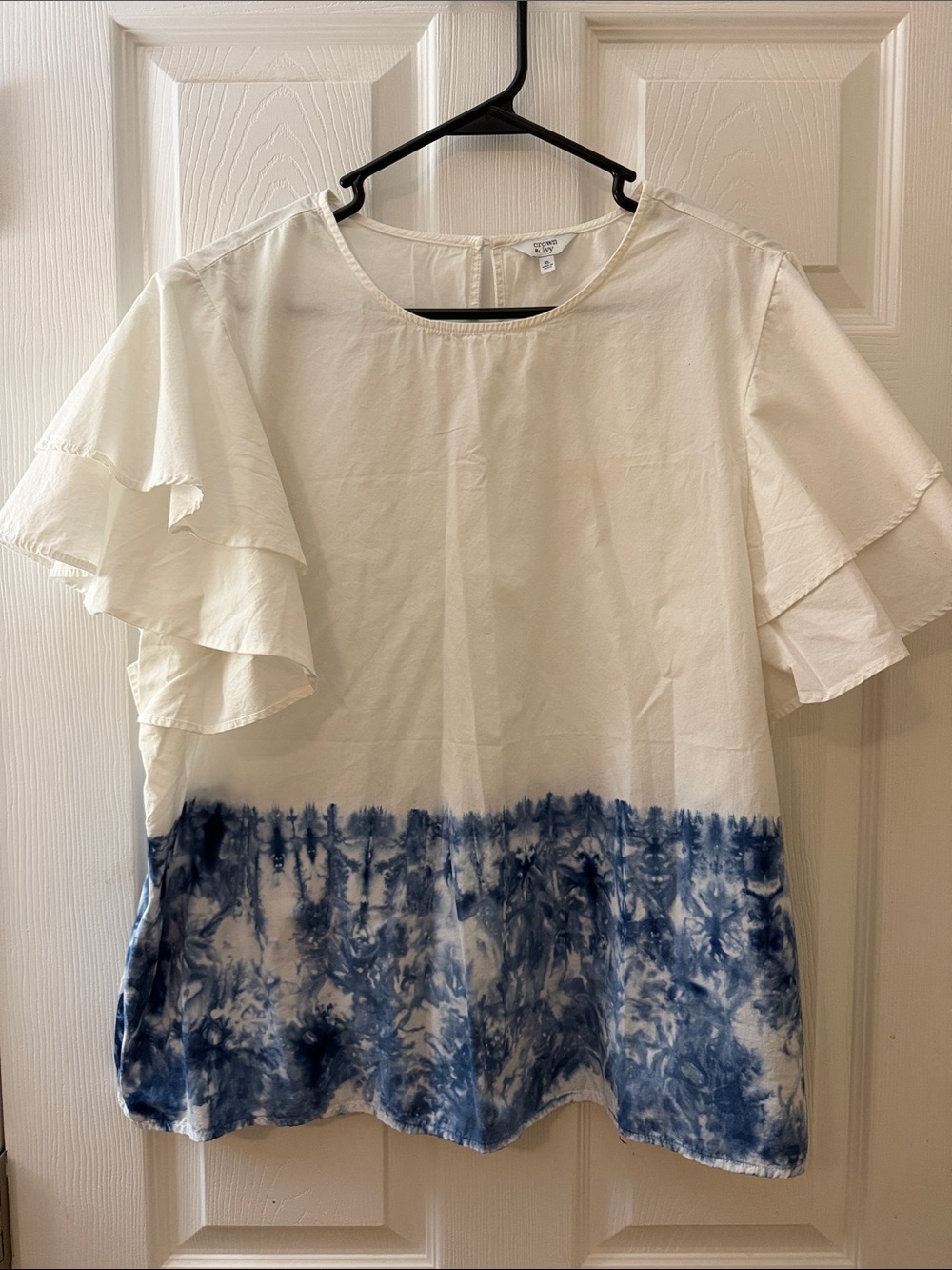 Crown & Ivy tie-dye flutter sleeve blouse sz XL